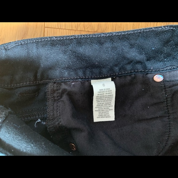 American Eagle black high waisted ‘Shortie’ shorts - Picture 4 of 4